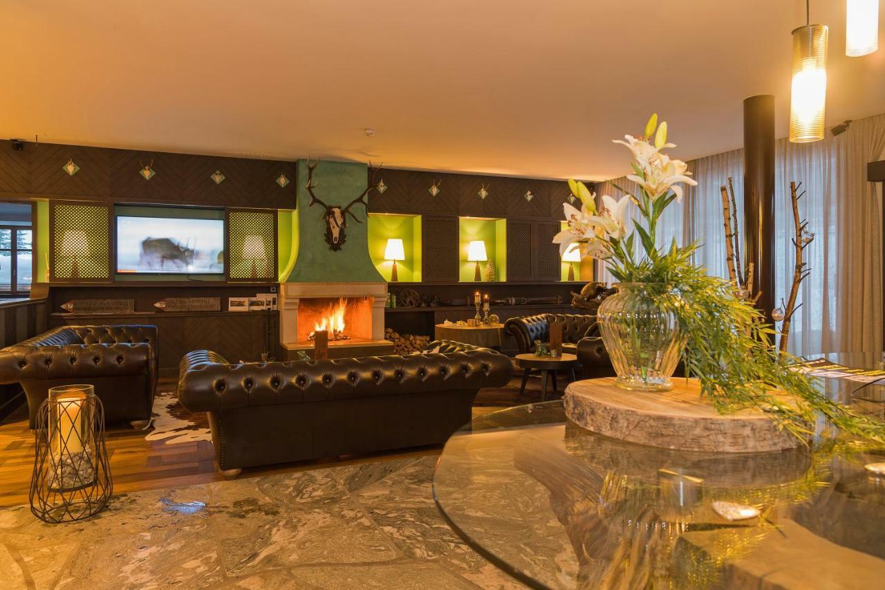 Alpin Natur Hotel Brueckele Braies  Eksteriør bilde